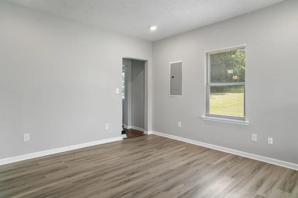 863 E Main Street Georgetown KY 40324
