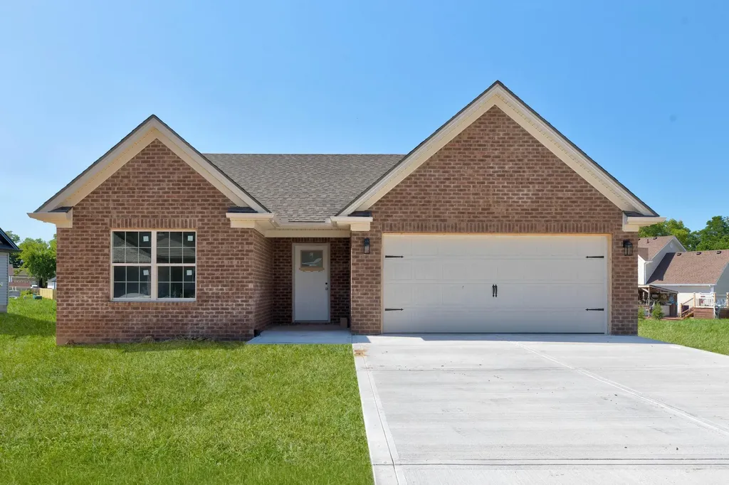 156 Elk Drive Stamping Ground KY 40379