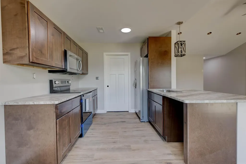 156 Elk Drive Stamping Ground KY 40379