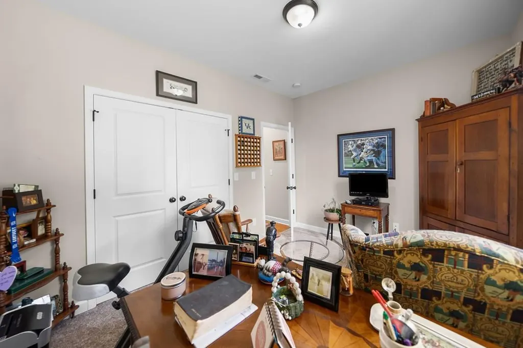 390 Irish Circle Hopkinsville KY 42240