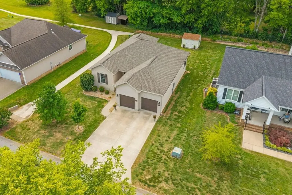 390 Irish Circle Hopkinsville KY 42240