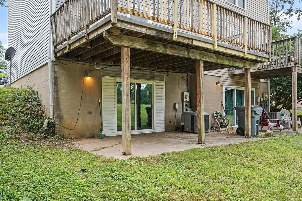 3195 Aqueduct Drive Lexington KY 40517