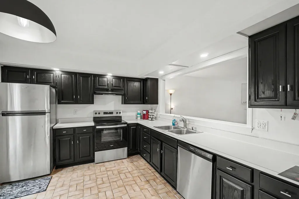 3195 Aqueduct Drive Lexington KY 40517