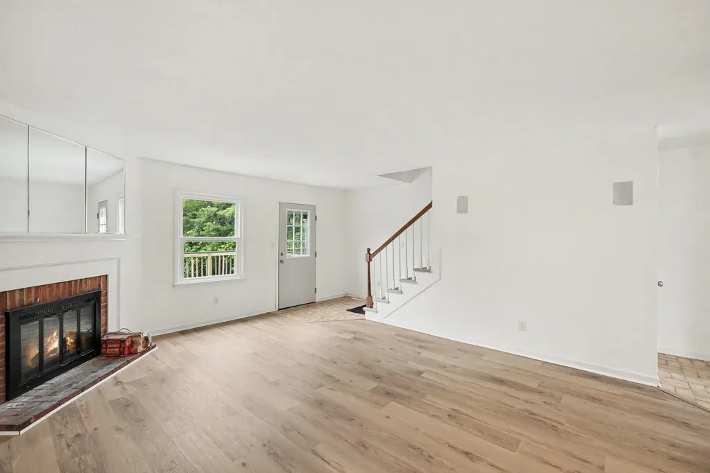 3195 Aqueduct Drive Lexington KY 40517
