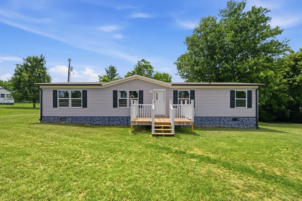 259 Forest Drive Sharpsburg KY 40374