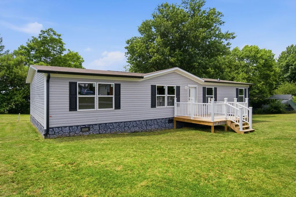 259 Forest Drive Sharpsburg KY 40374