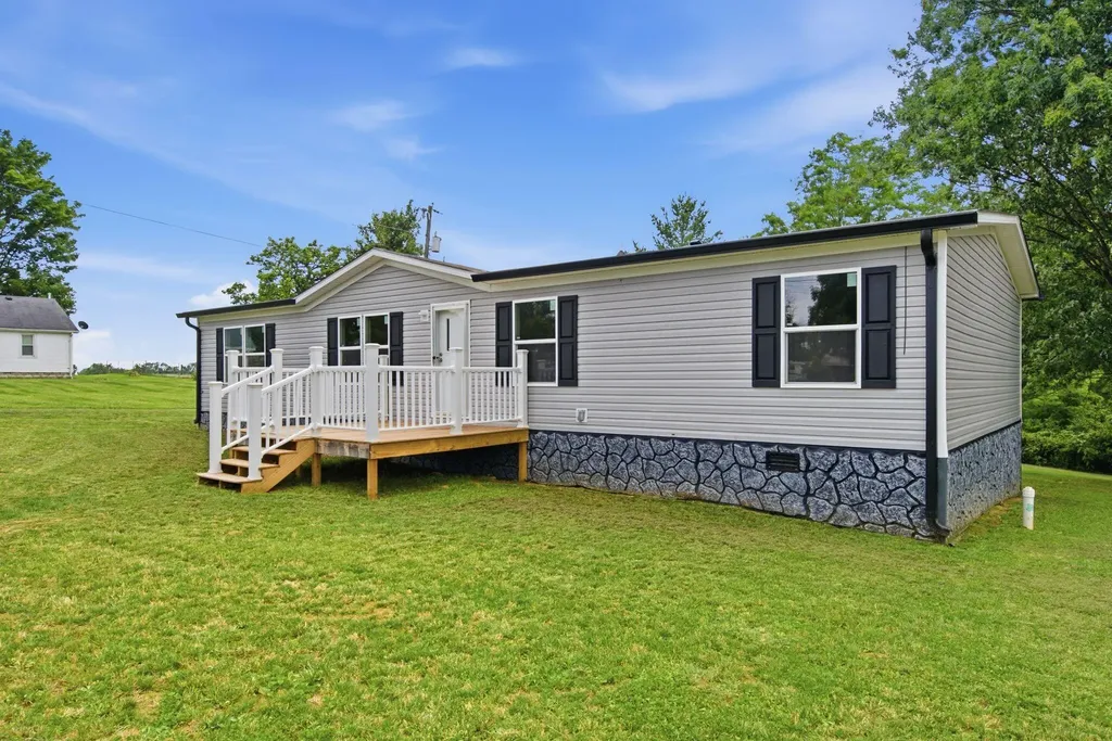 259 Forest Drive Sharpsburg KY 40374
