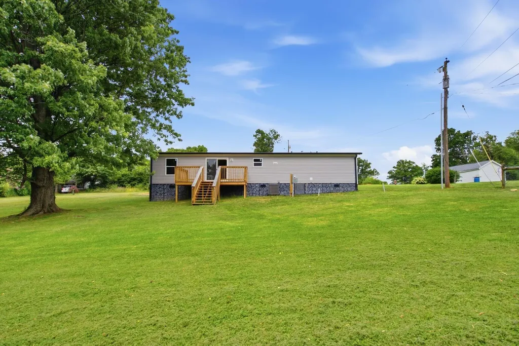 259 Forest Drive Sharpsburg KY 40374