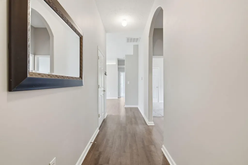 252 White Oak Trace Lexington KY 40511
