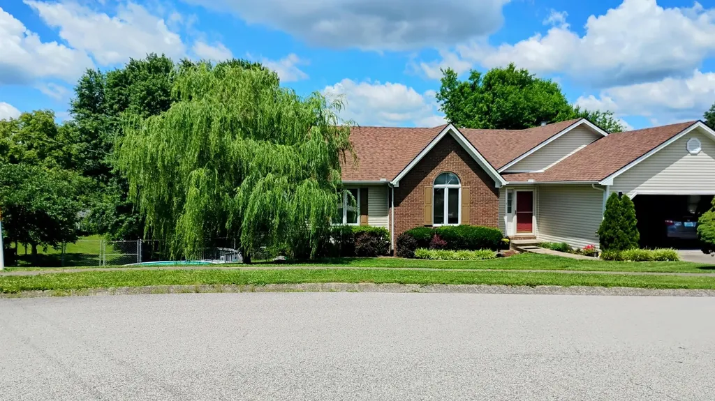 102 Beechwood Drive Richmond KY 40475
