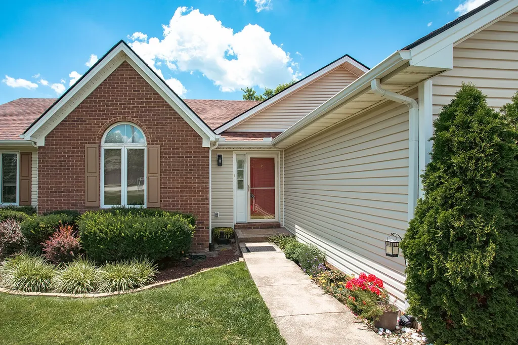 102 Beechwood Drive Richmond KY 40475