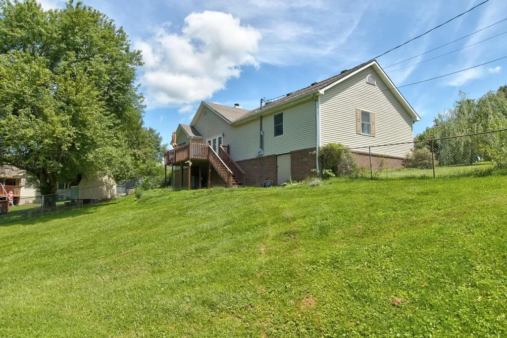 102 Beechwood Drive Richmond KY 40475