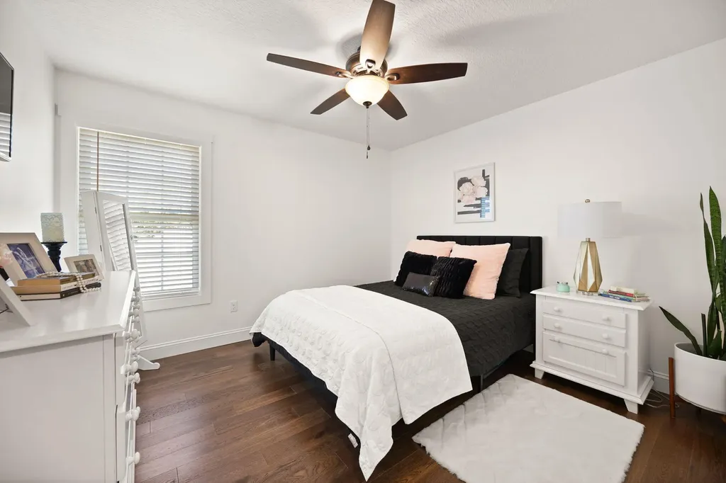 98 Deerview Lane Russell Springs KY 42642
