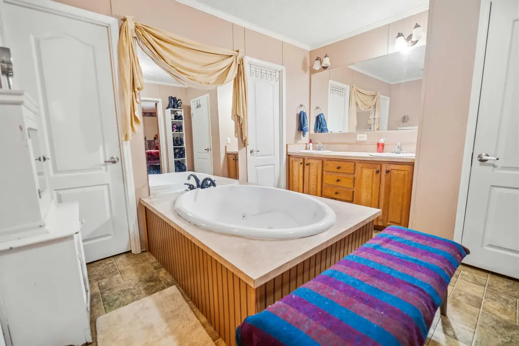 80 William Court Nancy KY 42544