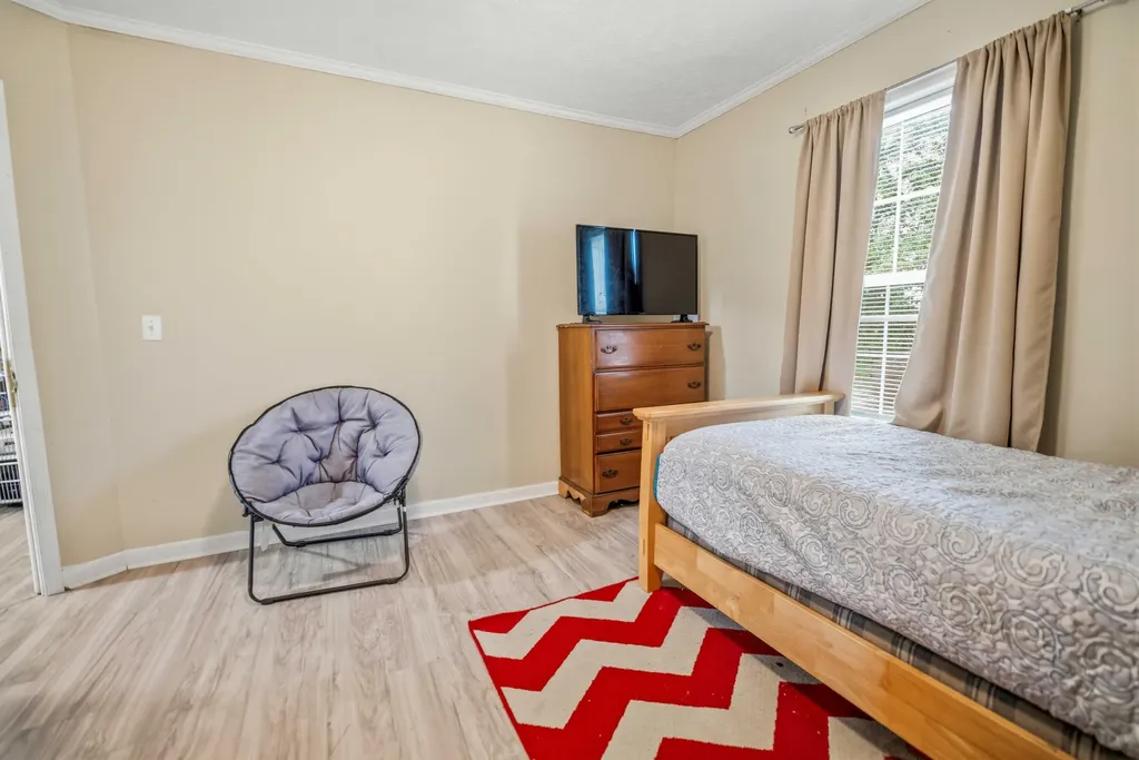 80 William Court Nancy KY 42544