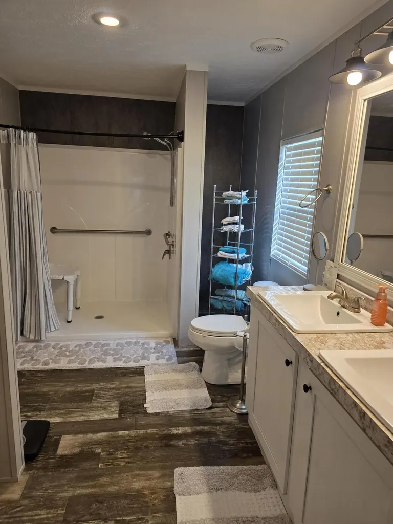 323 Mcqueary Road Russell Springs KY 42642