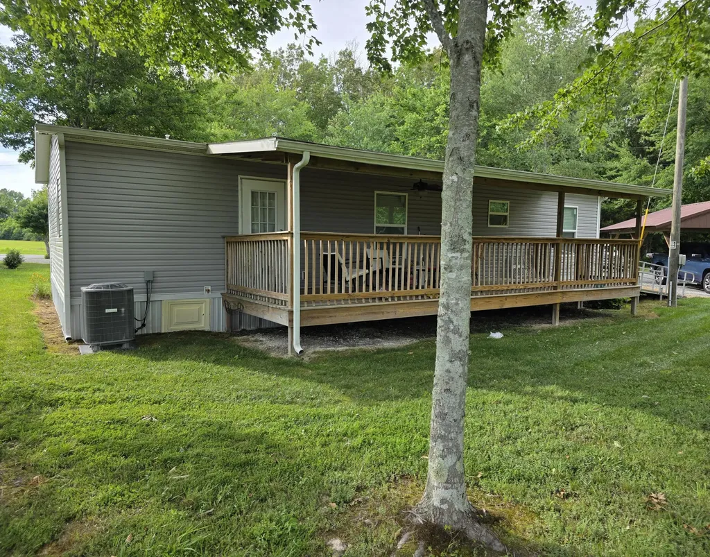 323 Mcqueary Road Russell Springs KY 42642