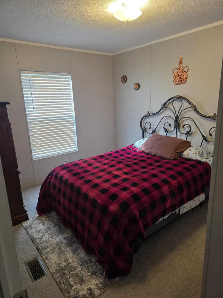 323 Mcqueary Road Russell Springs KY 42642
