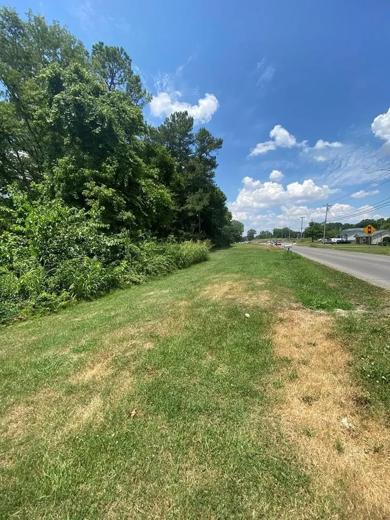 237 Hugh Hunter Road Oak Grove KY 42262