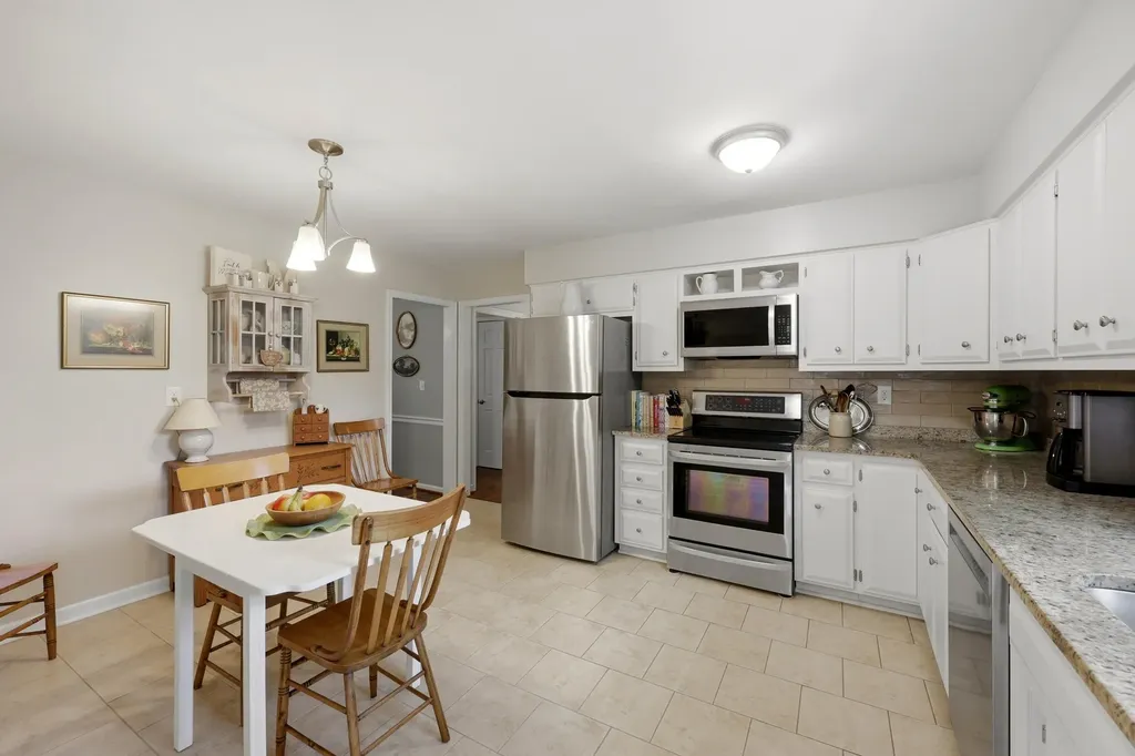 15 Sheffield Lane Frankfort KY 40601