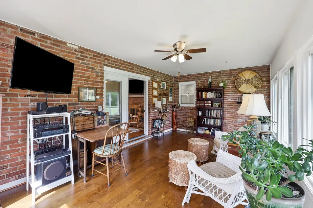 15 Sheffield Lane Frankfort KY 40601