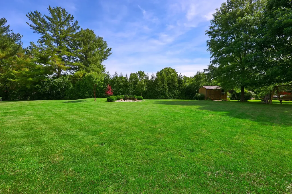 15 Sheffield Lane Frankfort KY 40601