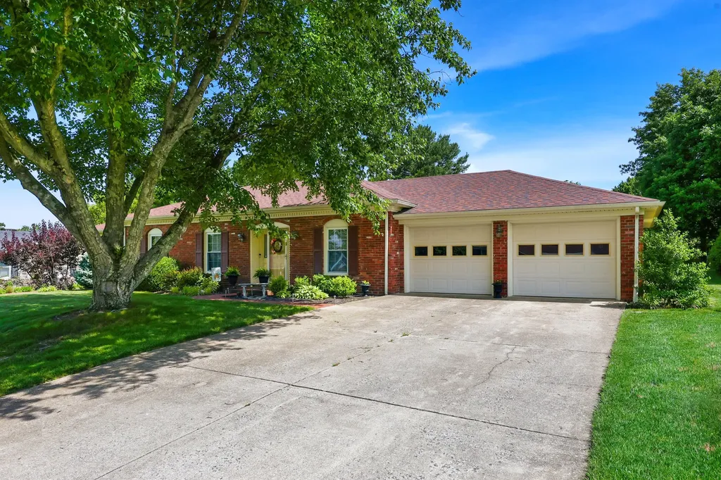 15 Sheffield Lane Frankfort KY 40601