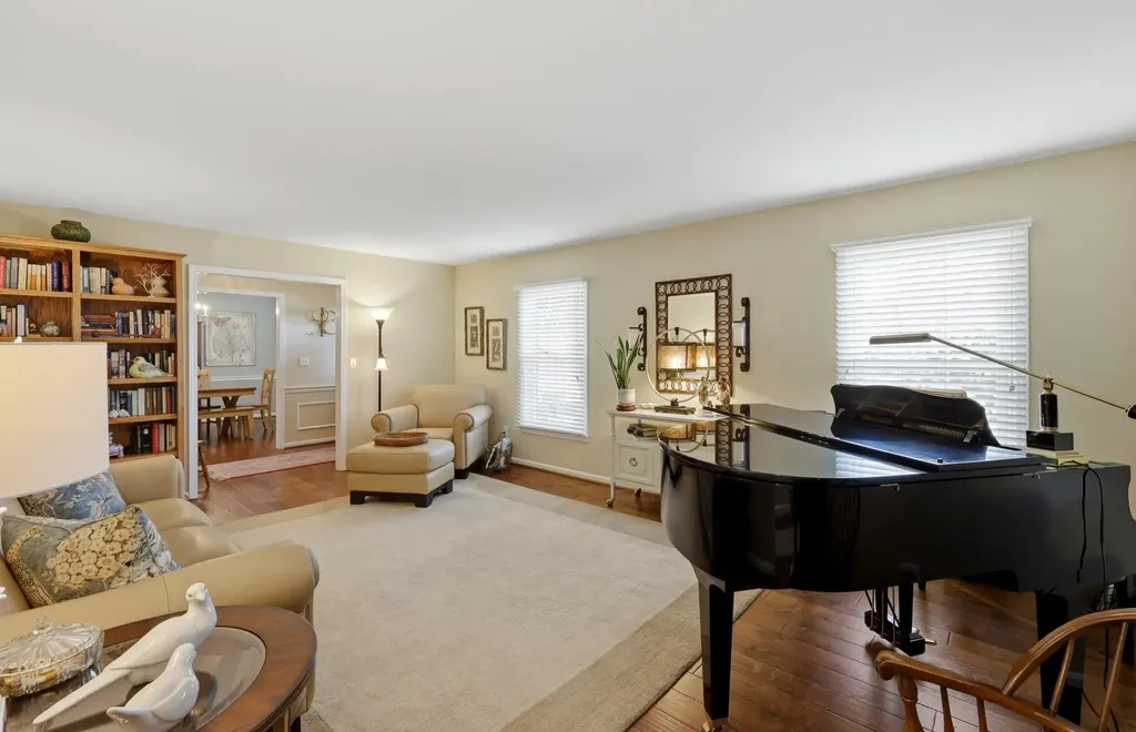 15 Sheffield Lane Frankfort KY 40601