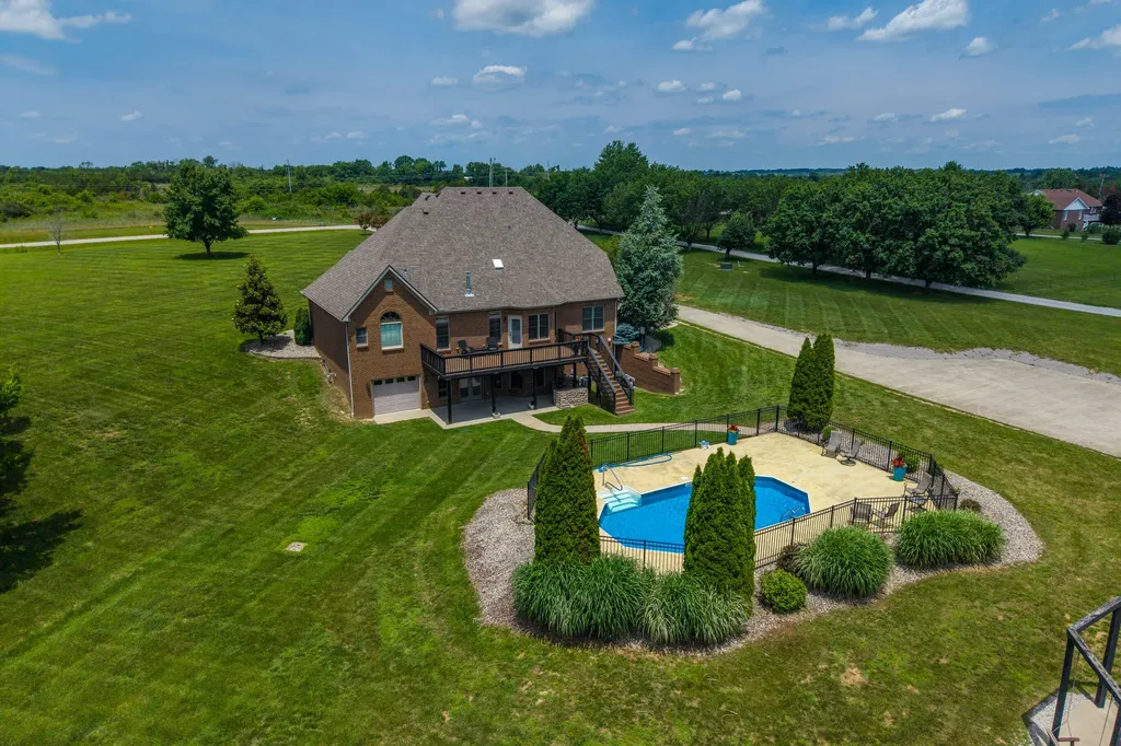 1639 Speedwell Road Richmond KY 40475