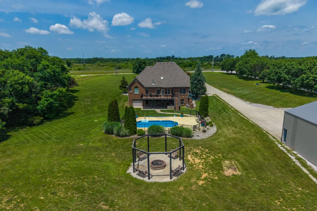 1639 Speedwell Road Richmond KY 40475