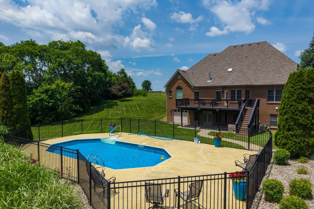 1639 Speedwell Road Richmond KY 40475