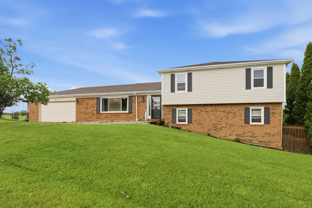 104 Deer Creek Drive Richmond KY 40475