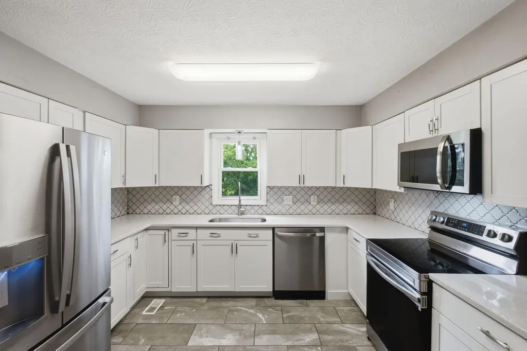 104 Deer Creek Drive Richmond KY 40475