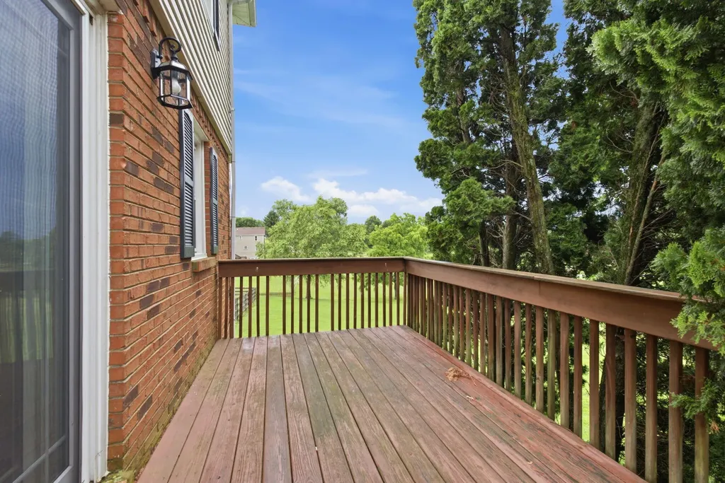 104 Deer Creek Drive Richmond KY 40475