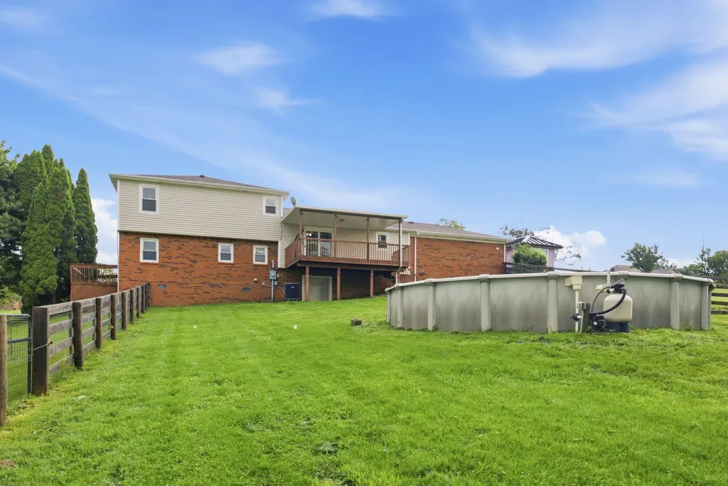 104 Deer Creek Drive Richmond KY 40475