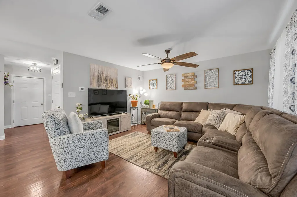 109 Dallas Drive Nicholasville KY 40356