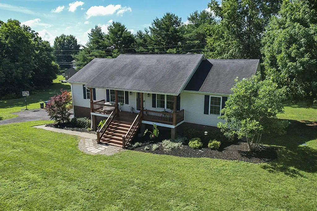 709 Yukon Avenue Danville KY 40422