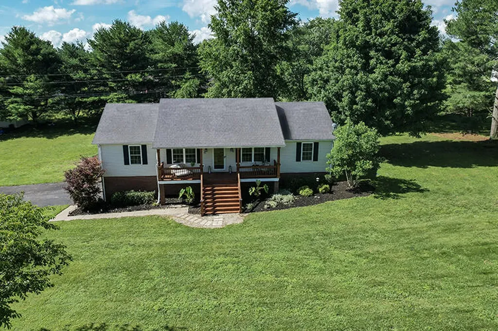 709 Yukon Avenue Danville KY 40422