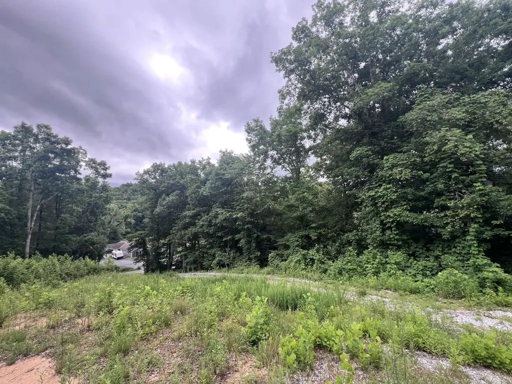 971 Ky-577 Annville KY 40402