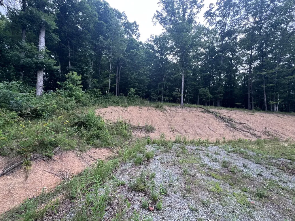 971 Ky-577 Annville KY 40402