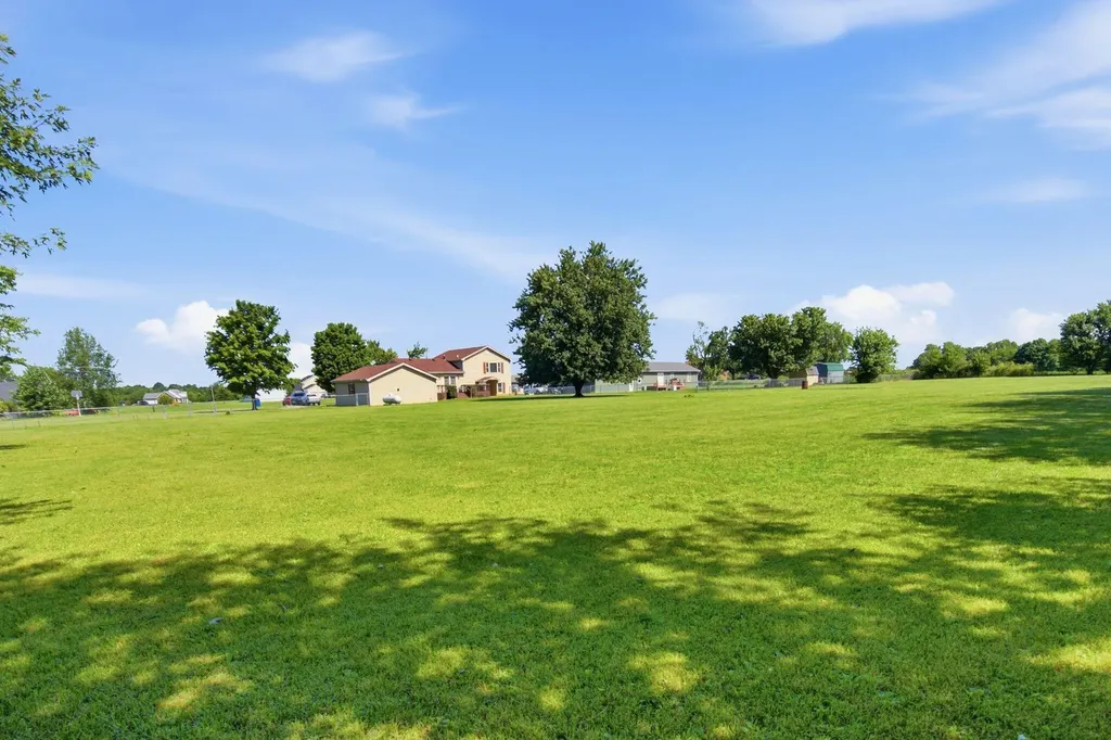 1558 Keith Road Hodgenville KY 42748