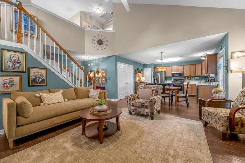 130 Carriage Lane Midway KY 40347