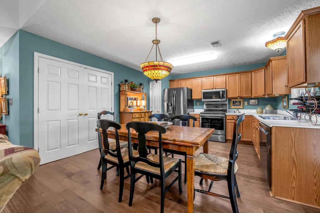 130 Carriage Lane Midway KY 40347