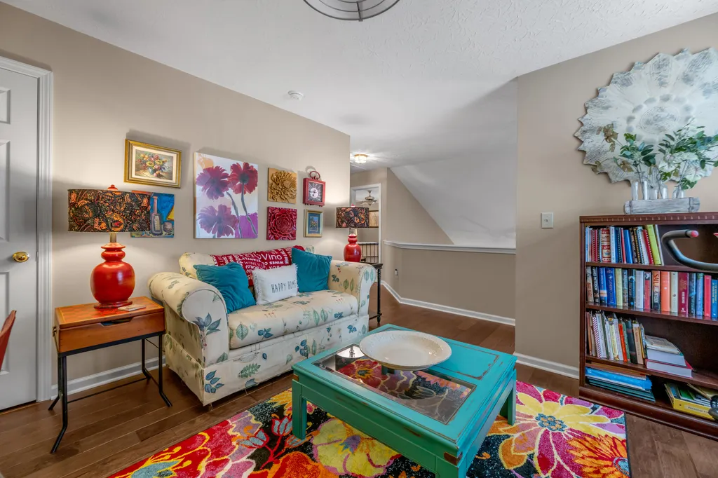 130 Carriage Lane Midway KY 40347