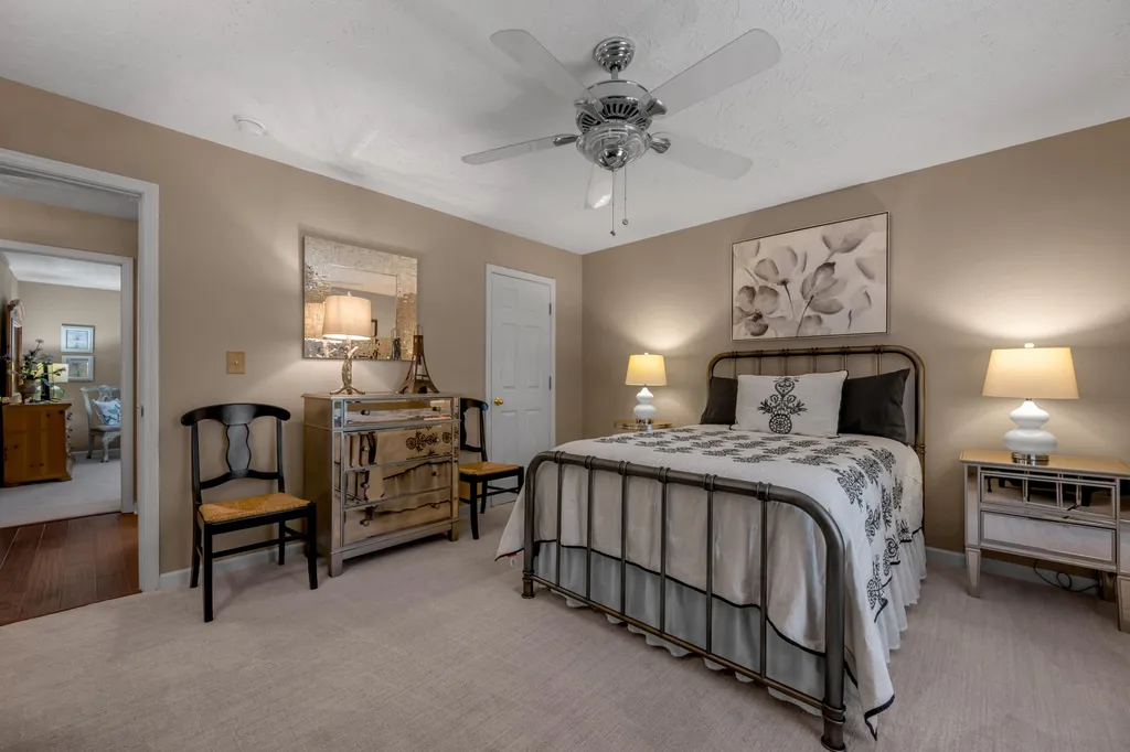 130 Carriage Lane Midway KY 40347