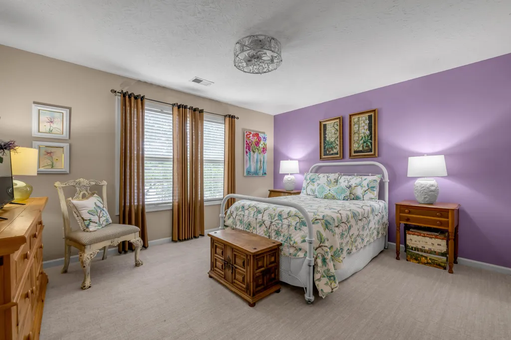 130 Carriage Lane Midway KY 40347