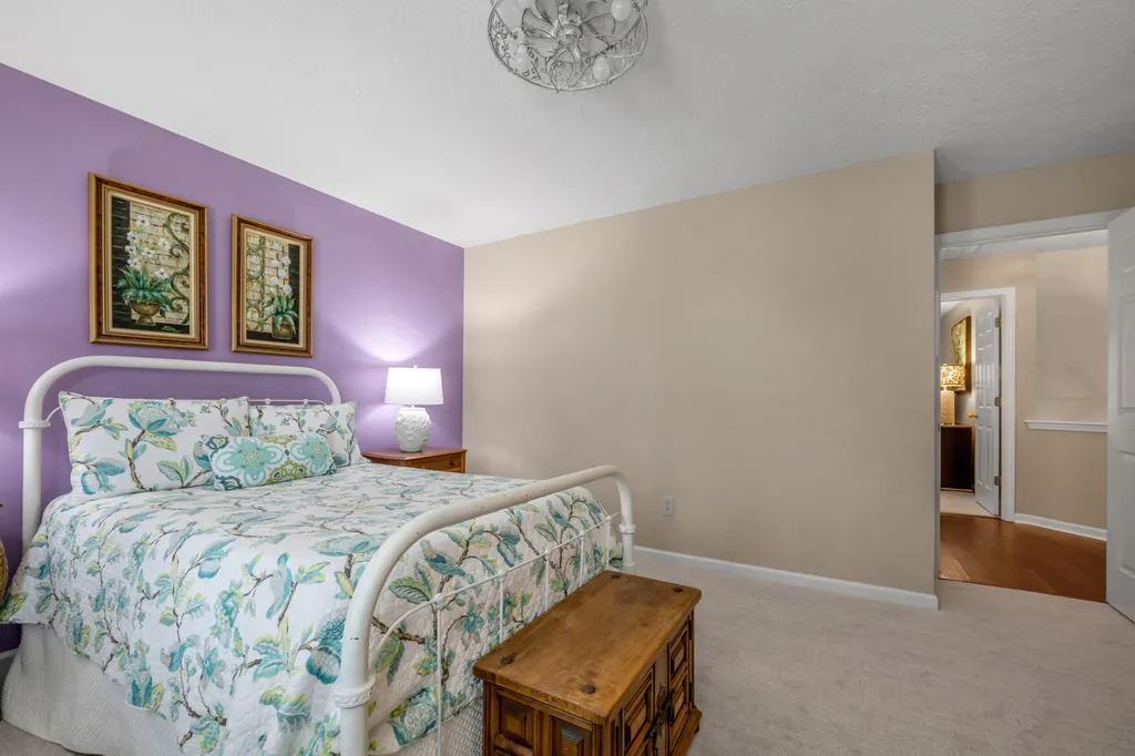 130 Carriage Lane Midway KY 40347
