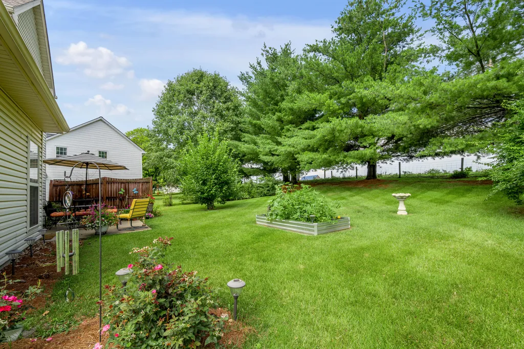 130 Carriage Lane Midway KY 40347