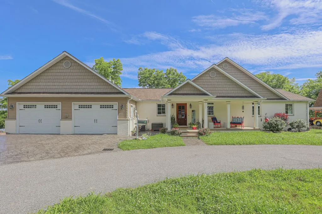 1255 Stiles Landing Paducah KY 42003