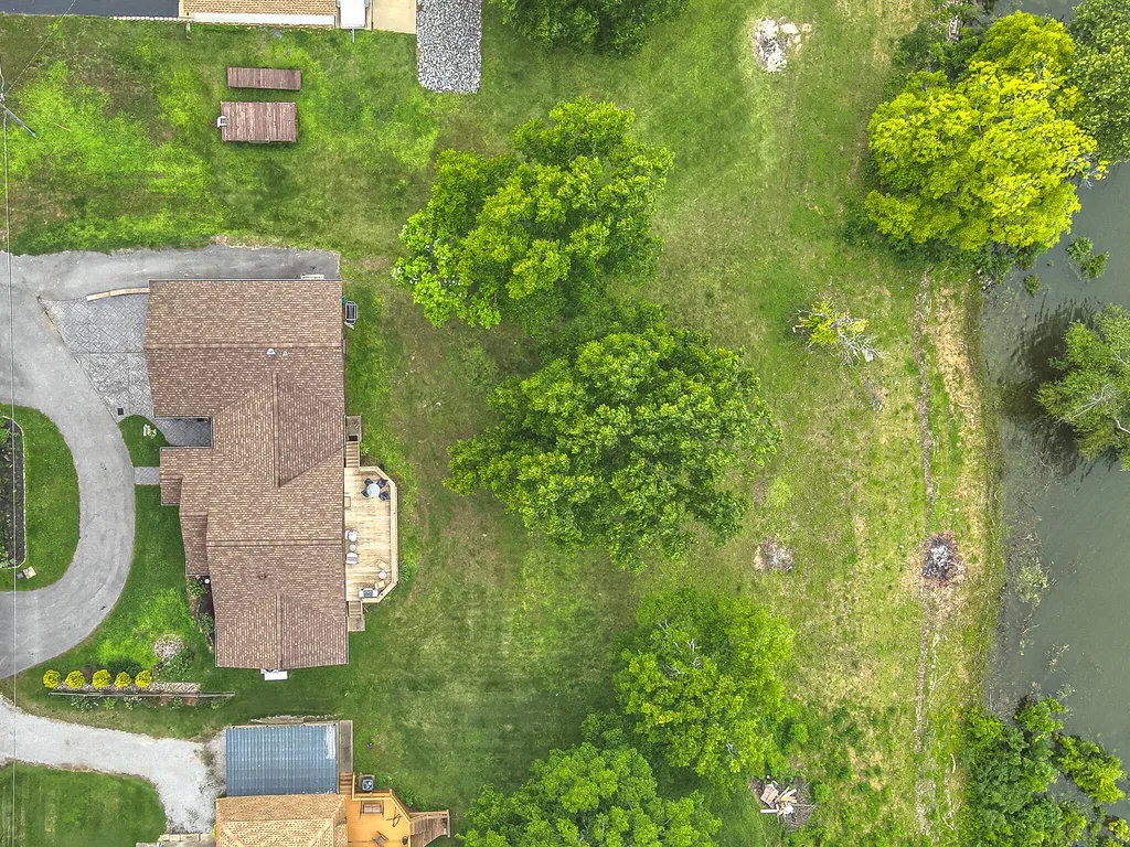 1255 Stiles Landing Paducah KY 42003